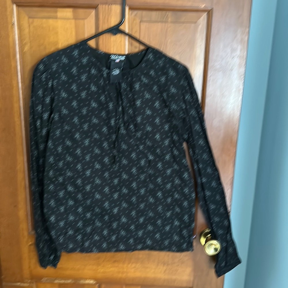 Ralph Lauren- Polo Jeans. Size medium 100% cotton.